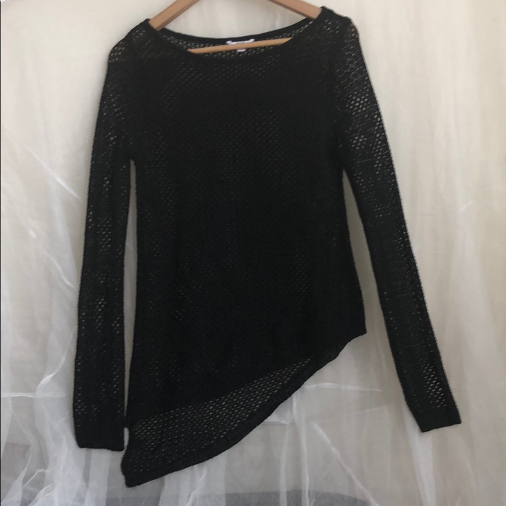 Guess Sweater ( Good Condition )